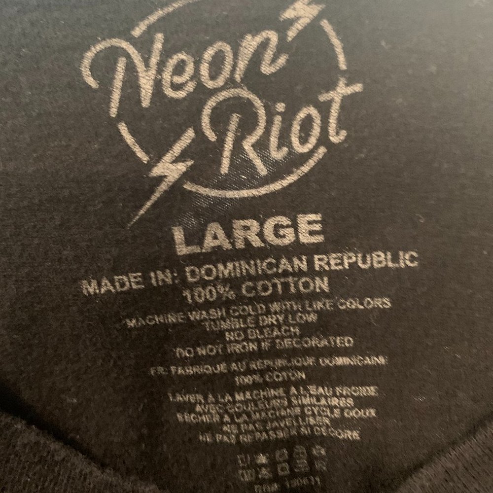 Neon Riot MASTERPIECE Tee - Picture 3 of 3
